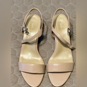 Naturalizer “Bristol” Tan heels